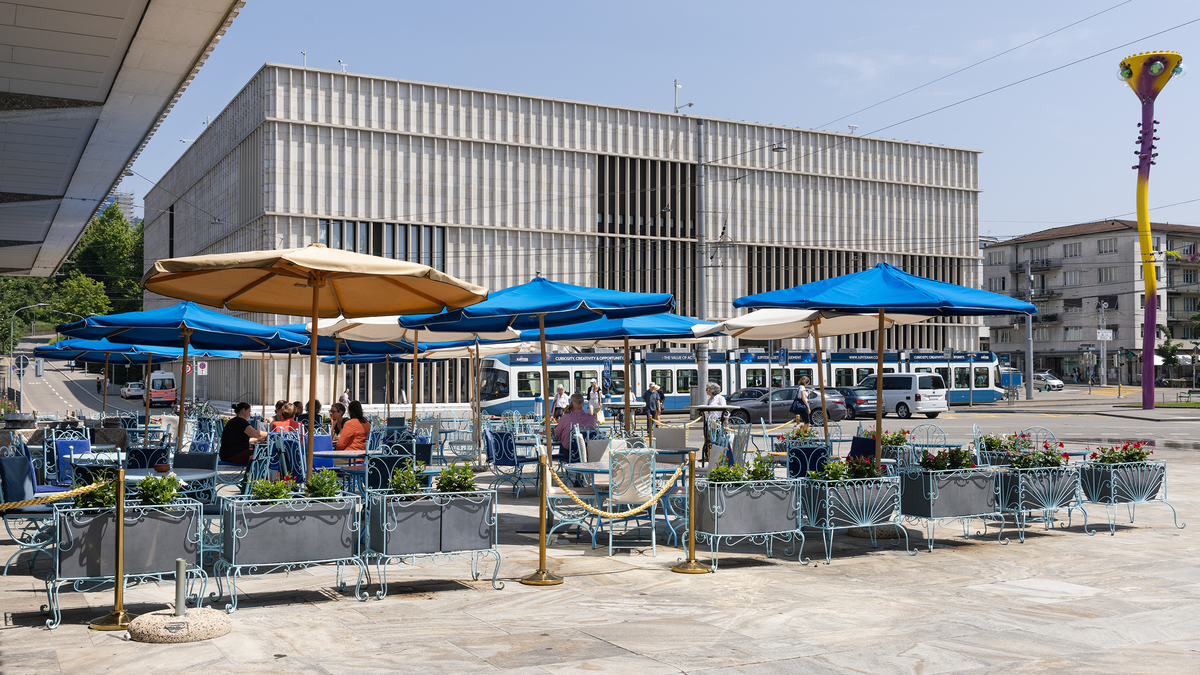 2025_Fabienne-Gantenbein_Kunsthaus-Zürich_Restaurant-bei-Moudi_IMG8374