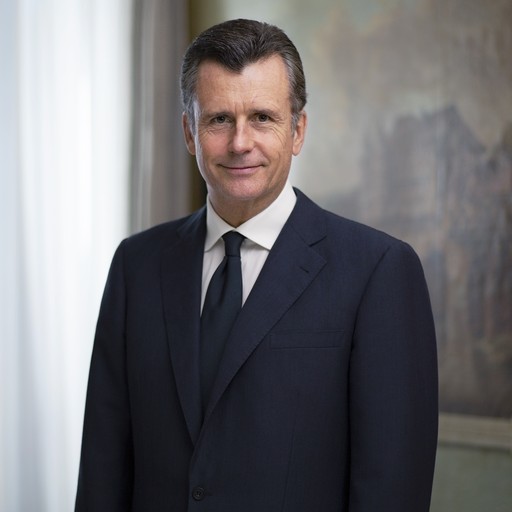 Portrait_Hildebrand_PvonAh.jpg